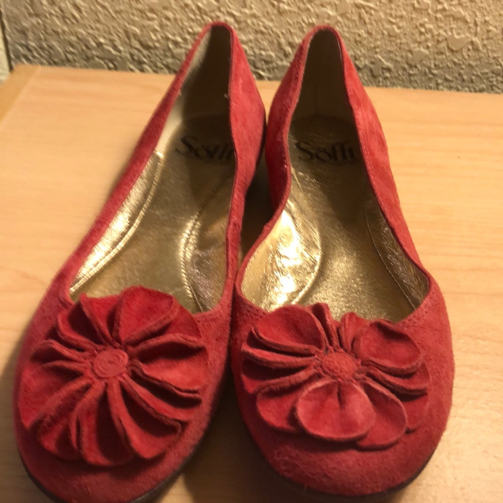 Brand new Red flats, never worn